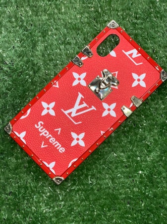 Чехол для iPhone X/XS LV